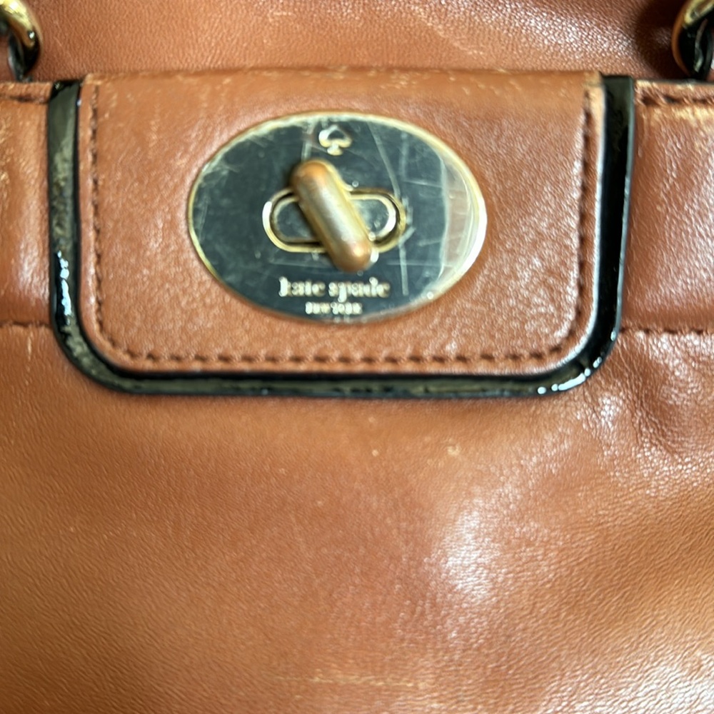 Kate Spade brown leather hand back with striped interior. - Picture 2 of 6